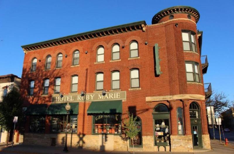 Hotel Ruby Marie - main image