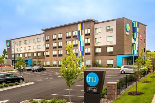 Tru By Hilton Madison West - main image
