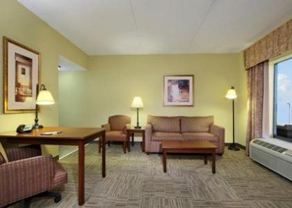 Hampton Inn & Suites Madisonville - image 12
