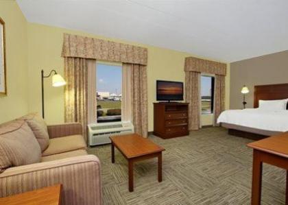 Hampton Inn & Suites Madisonville - image 13