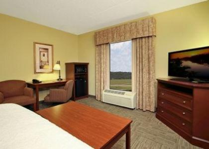 Hampton Inn & Suites Madisonville - image 14