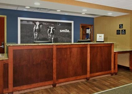 Hampton Inn & Suites Madisonville - image 2