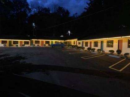 Route 19 Inn - image 2