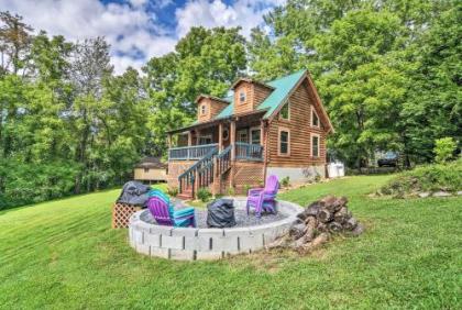 maggie Valley Family Cabin with Porch and Fire Pit maggie Valley North Carolina