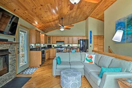 Serene Mountain Mist Retreat with Deck and Hot Tub! - image 6