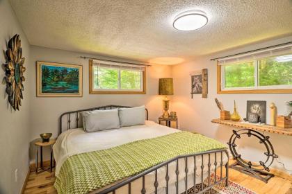 Hidden Creekside Cottage with Hot Tub and Grill! - image 12