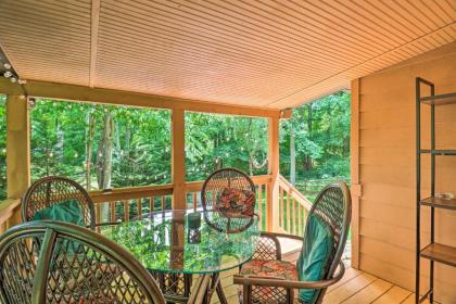 Hidden Creekside Cottage with Hot Tub and Grill! - image 18