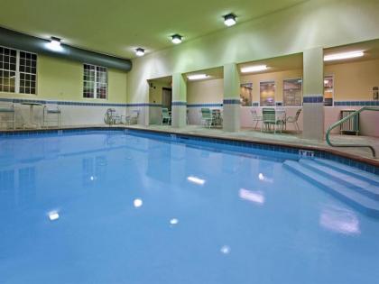 Holiday Inn Express Hotel & Suites Magnolia Lake Columbia - image 8