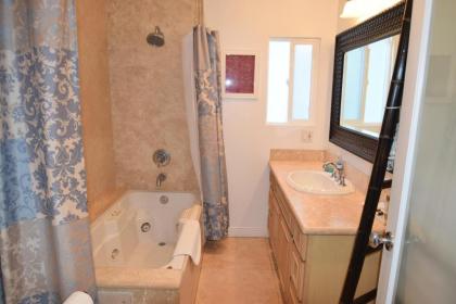 Malibu Private Beach Apartments - image 4