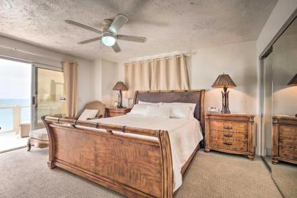 Beachfront Malibu House with 3 Decks Jacuzzi Sauna - image 15