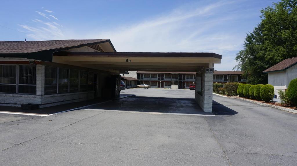 Budget Inn Malvern - image 7