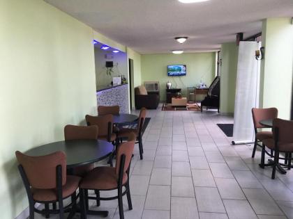 Americas Best Value Inn - Malvern - image 7