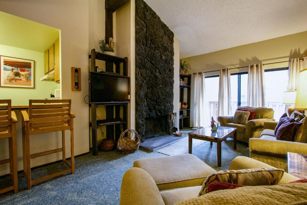 Mammoth Reservations - main image