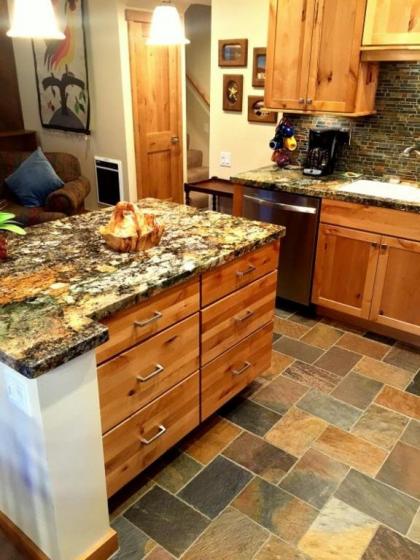 114 Premium Condo - image 4