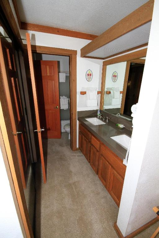 Mountainback #72 Corner Unit - image 3