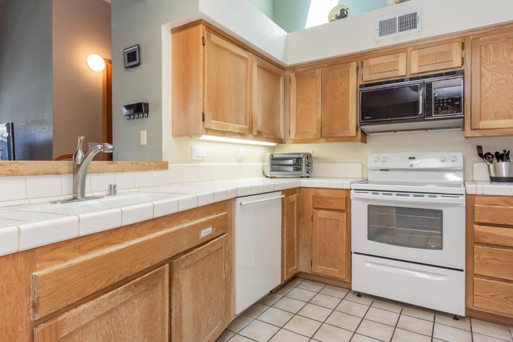 Snowcreek IV 588 - image 5