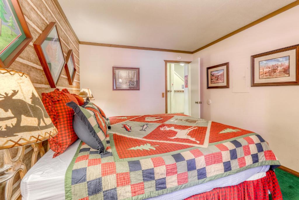 Sherwin Villas 44E - image 2