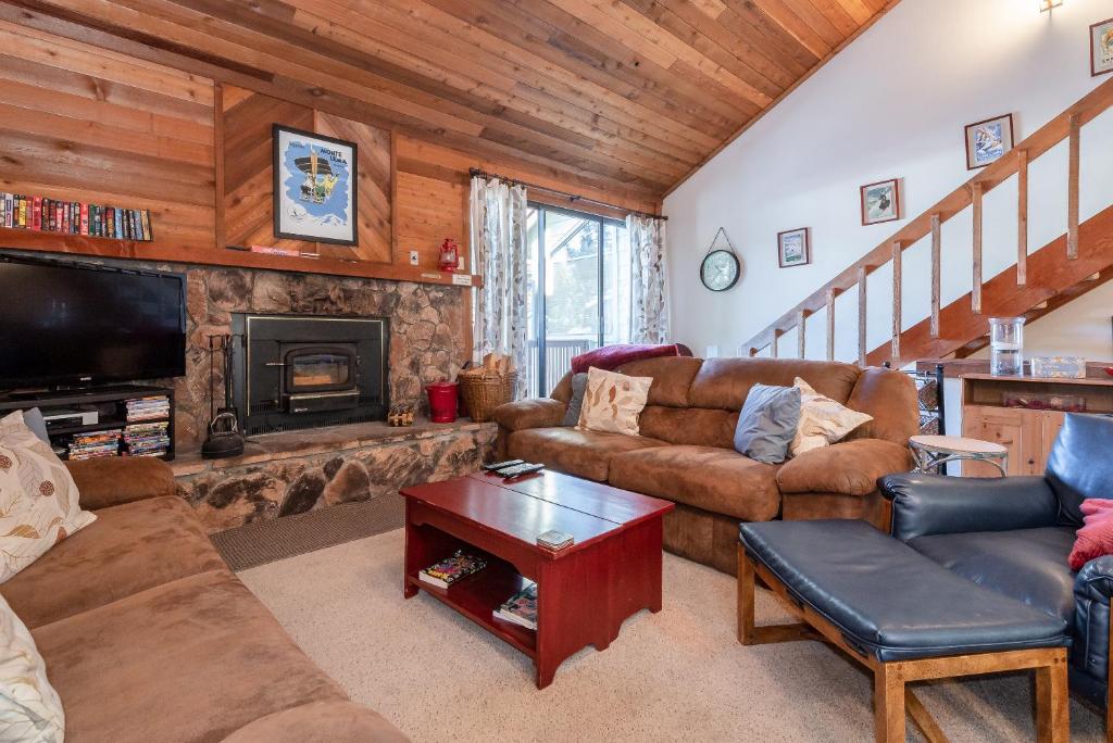Mammoth Sierra Townhomes #25 - main image
