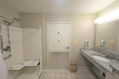 Days Inn by Wyndham Manassas - image 9