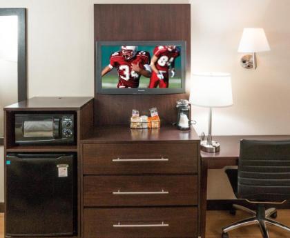 Red Roof Inn PLUS+ Washington DC - Manassas - image 9