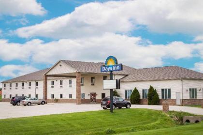 Days Inn by Wyndham Manchester - image 12