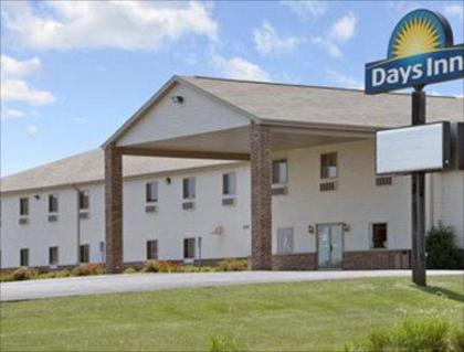 Days Inn by Wyndham Manchester - image 2