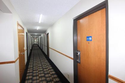 SureStay Hotel by Best Western Manchester - image 13