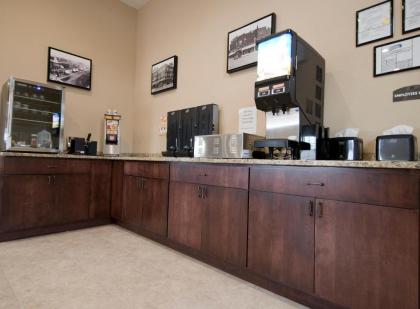 Cobblestone Inn & Suites – Manchester - image 15