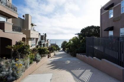 The Sea View Inn At The Beach - image 7