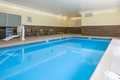 Fairfield Inn Manhattan Kansas - image 9