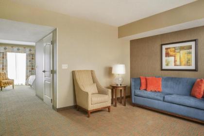 Hilton Garden Inn Manhattan Kansas - image 7