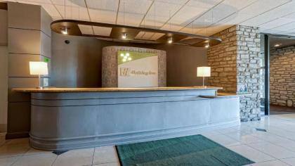 Holiday Inn At the Campus an IHG Hotel - image 9