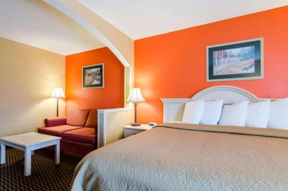 Quality Inn & Suites Manhattan - image 12