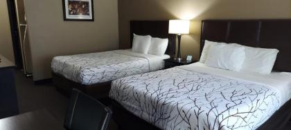 Parkwood Inn  Suites manhattan Kansas