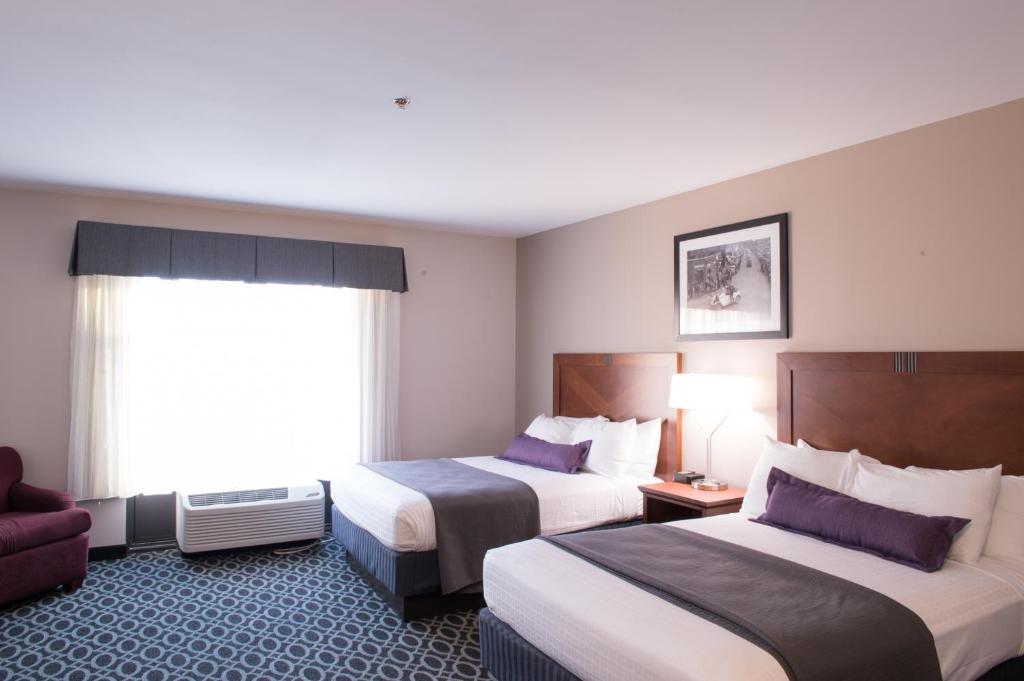 Bluemont Hotel - image 3