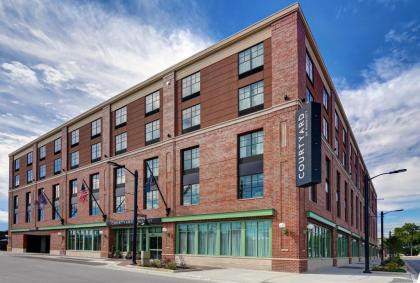 Courtyard by Marriott Manhattan - image 15