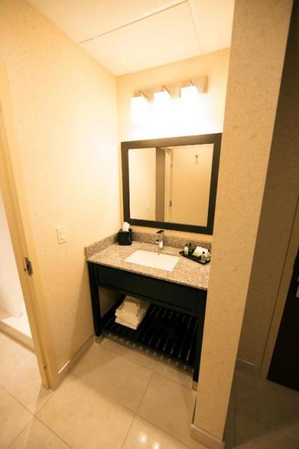 Warehouse Hotel at The Nook - image 5