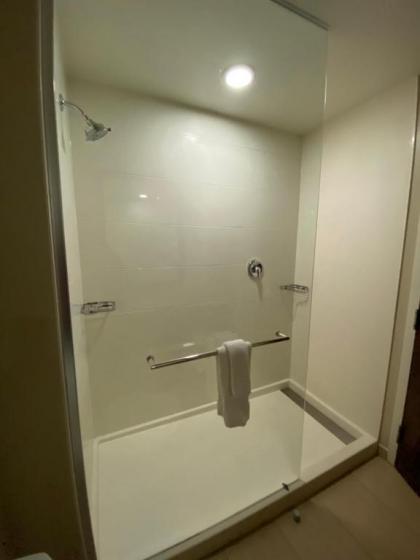 Comfort Suites Manheim - Lancaster - image 11