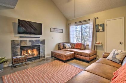 manitou Springs Condo with Hammock and mtn Views