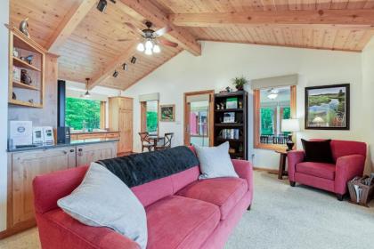 Director's House - image 13