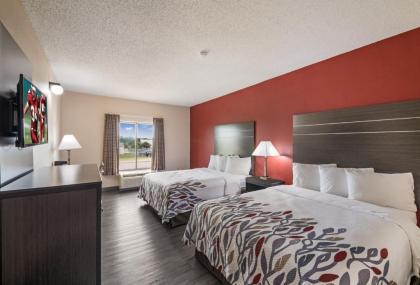 Red Roof Inn & Suites Austin East - Manor - image 3