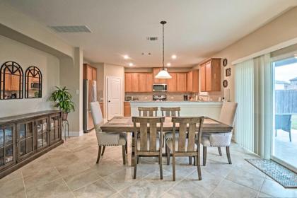 Suburban Family Home about 20 Minutes to Austin! - image 15