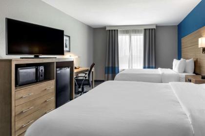 Comfort Inn & Suites Mansfield - image 10