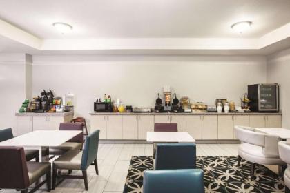 La Quinta by Wyndham Mansfield TX - image 2