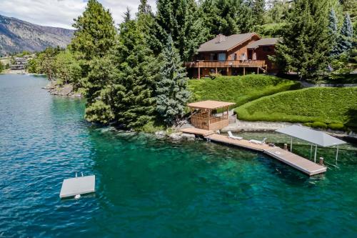 Armstrong Lakehouse - main image
