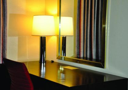 Travelers Inn Manteca - image 10