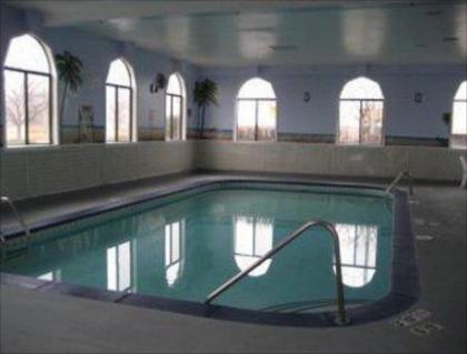 Howard Johnson by Wyndham Manteno - image 6