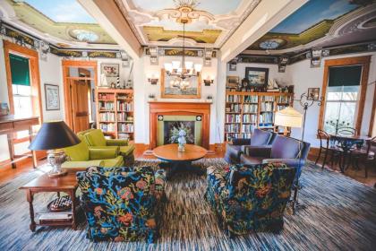 Roanoke Island Inn - image 15