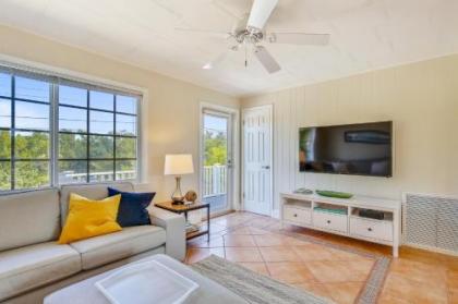 Patricia Lane Paradise - image 2