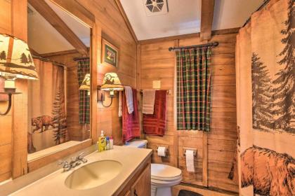 Nature Lovers Dream Cabin with Fire Pit and Deck - image 14